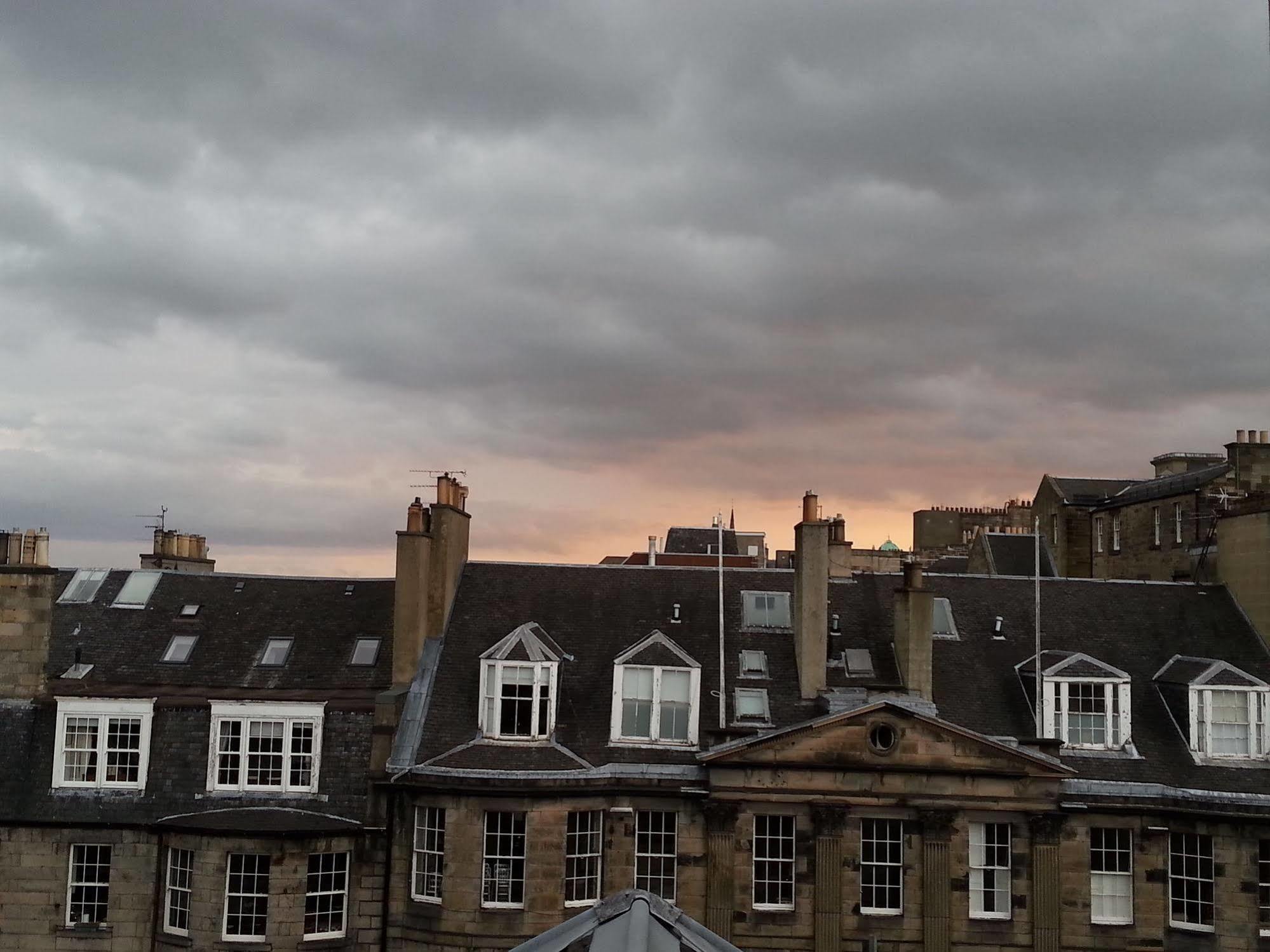 Edinburgh Townhouse Hotel ภายนอก รูปภาพ
